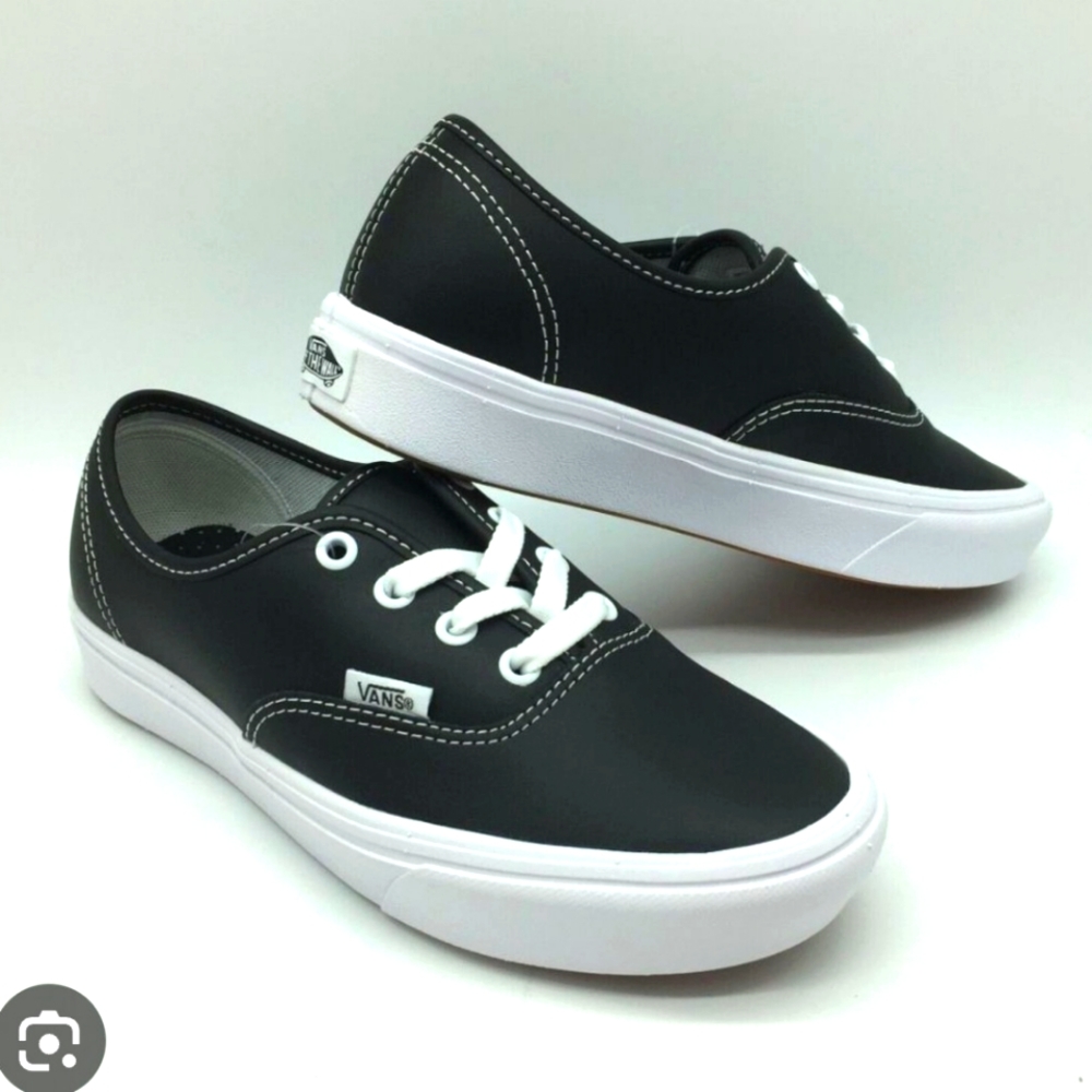 Men Van's Sneakers size 9